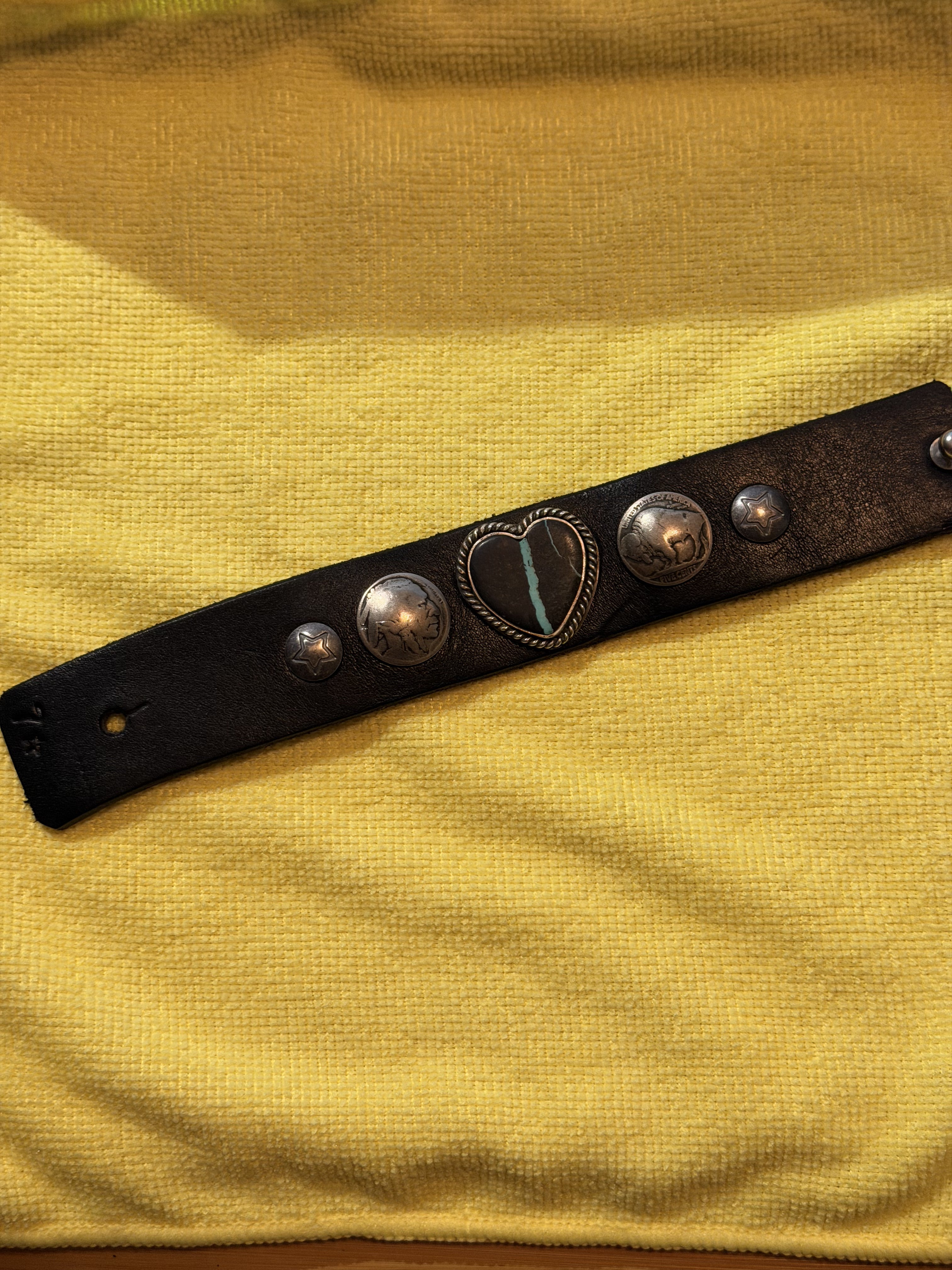 Black saddle leather and Blackjack heart stone Bracelet