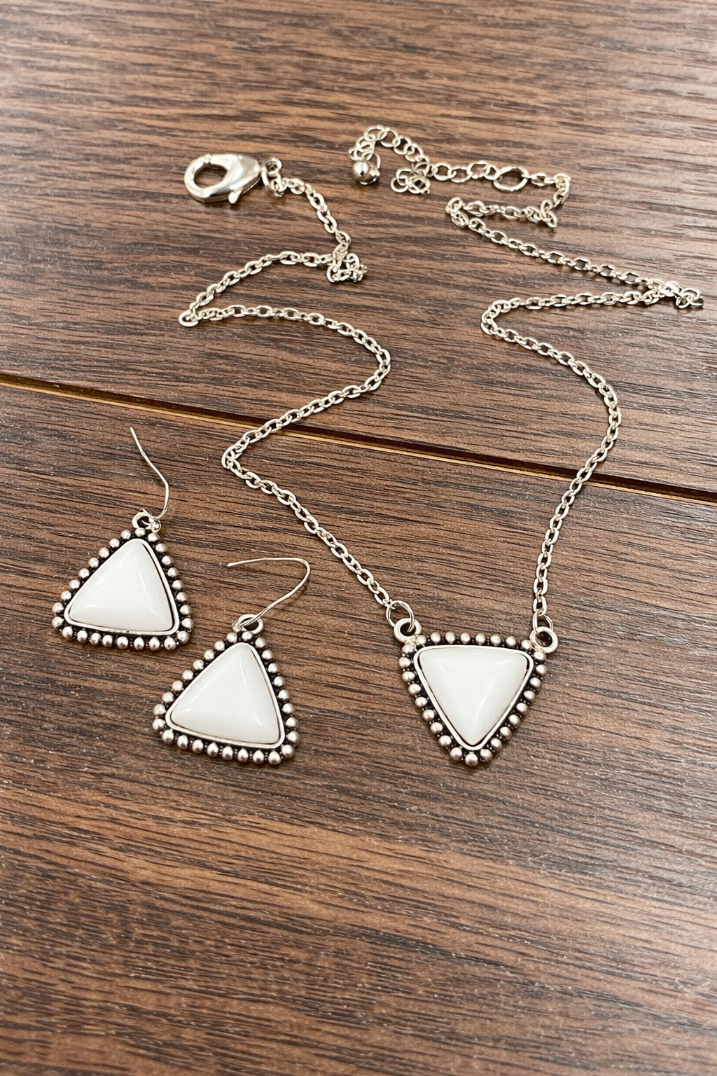 Turquoise Necklace Earring Set | 15" White Turquoise
