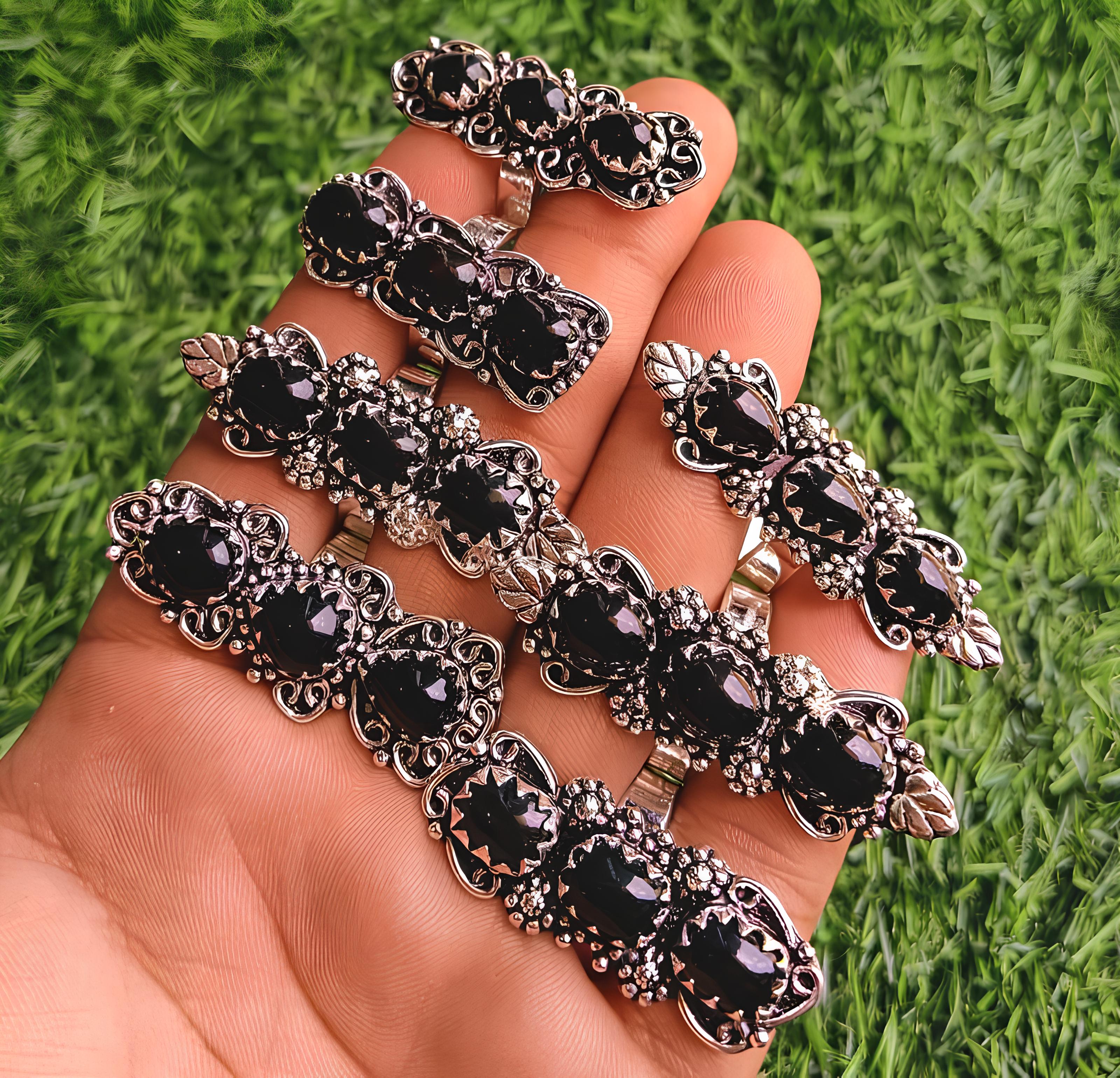 Vintage Black Onyx Triple Stone Statement Ring – Elegant Adjustable Boho Jewelry