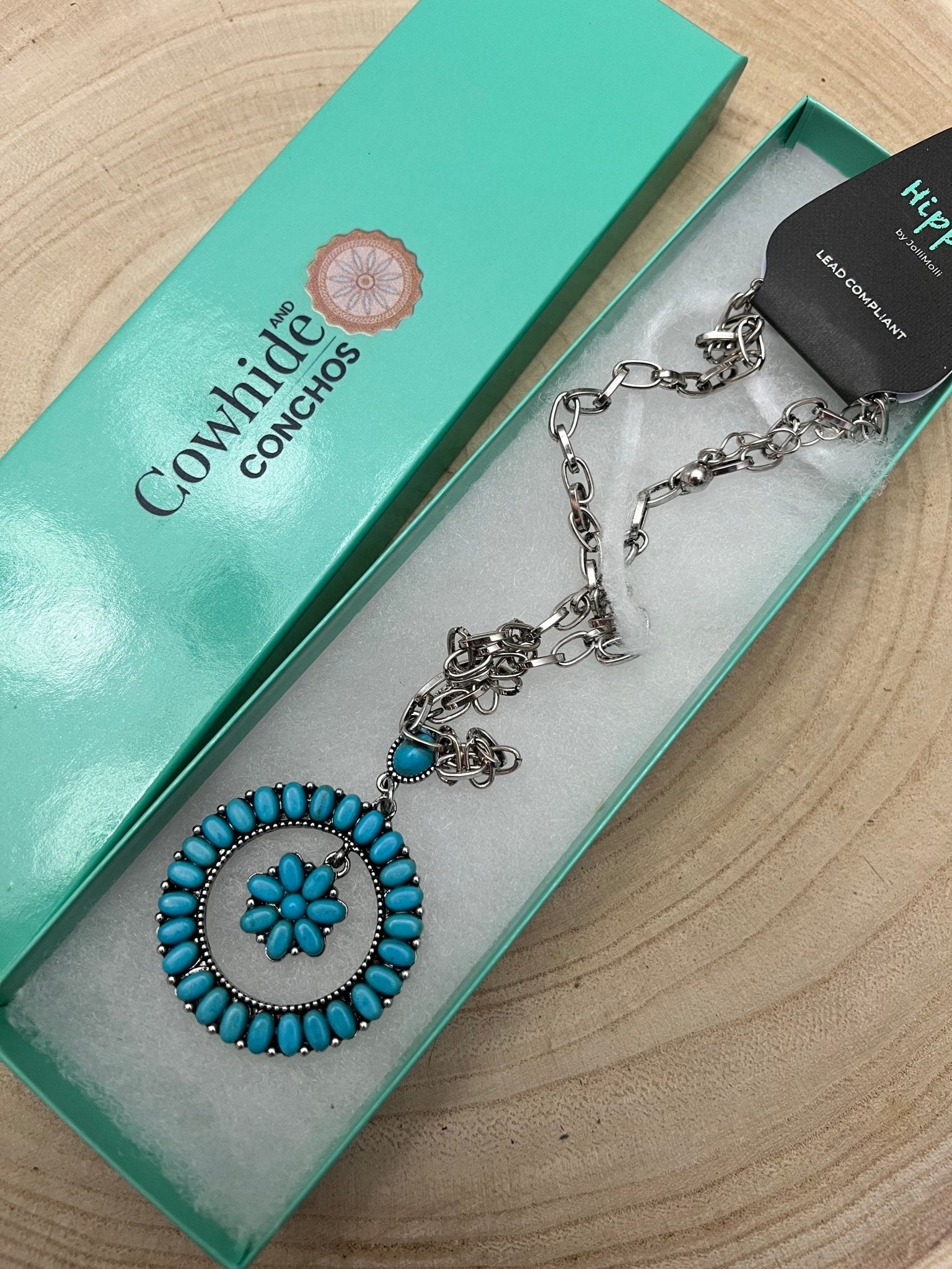 Western Faux Turquoise Flower Cluster Necklace — 18 Inch Southwestern Statement